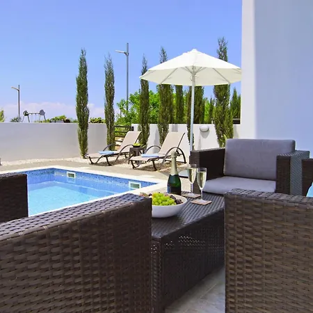 Eva Villa-3 Bed Villa In Kapparis With Private Pool *